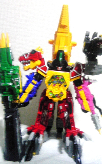 pictures/kyoryuger/gigant.jpg